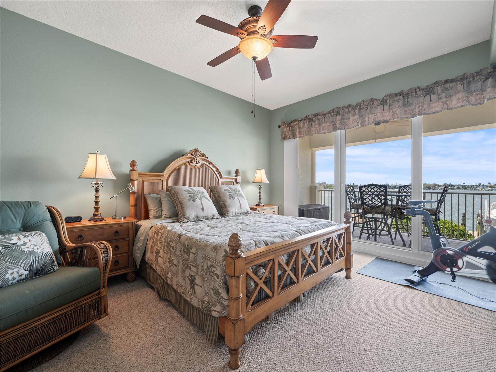 17735 GULF BLVD #204, REDINGTON SHORES, FL, 33708