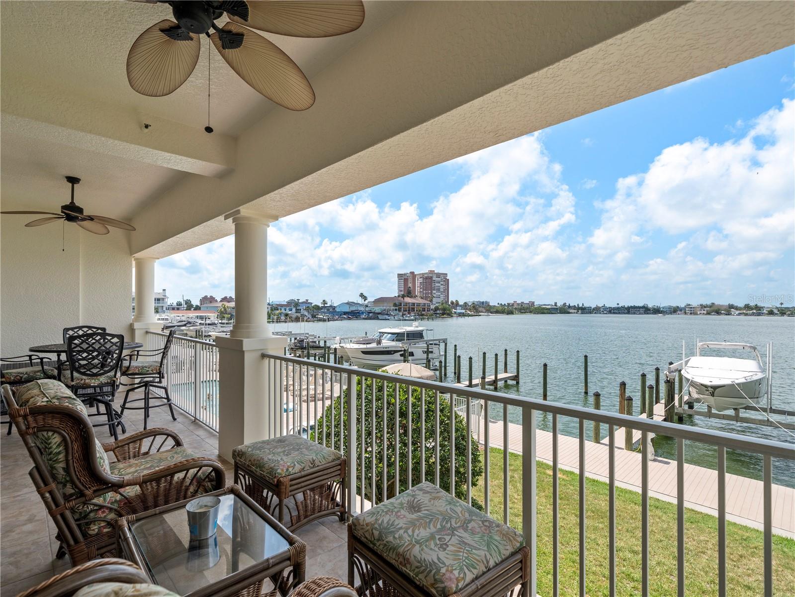 17735 GULF BLVD #204, REDINGTON SHORES, FL, 33708