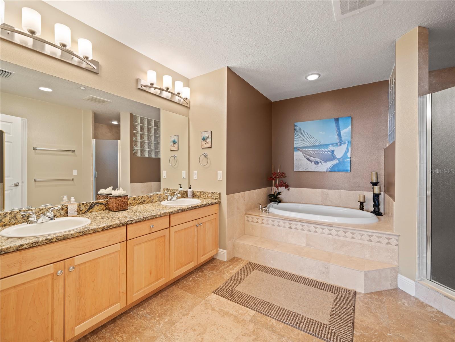 17735 GULF BLVD #204, REDINGTON SHORES, FL, 33708
