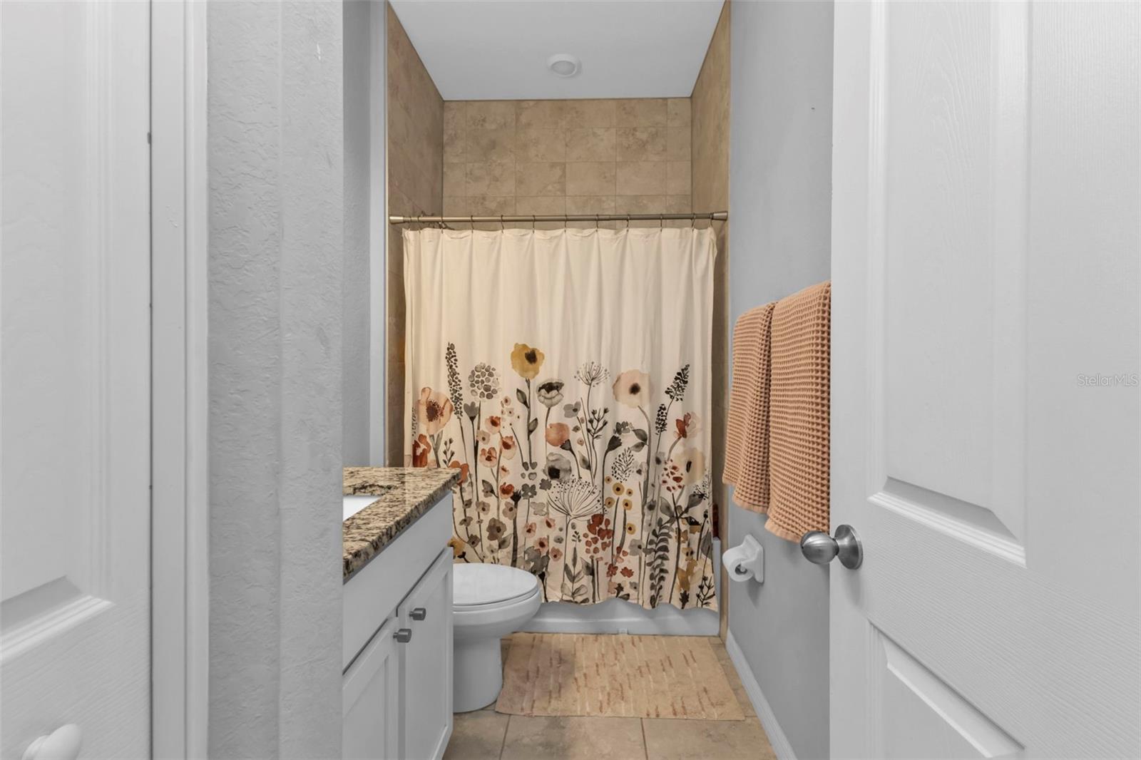 206 SANTAREM CIR, PUNTA GORDA, FL, 33983