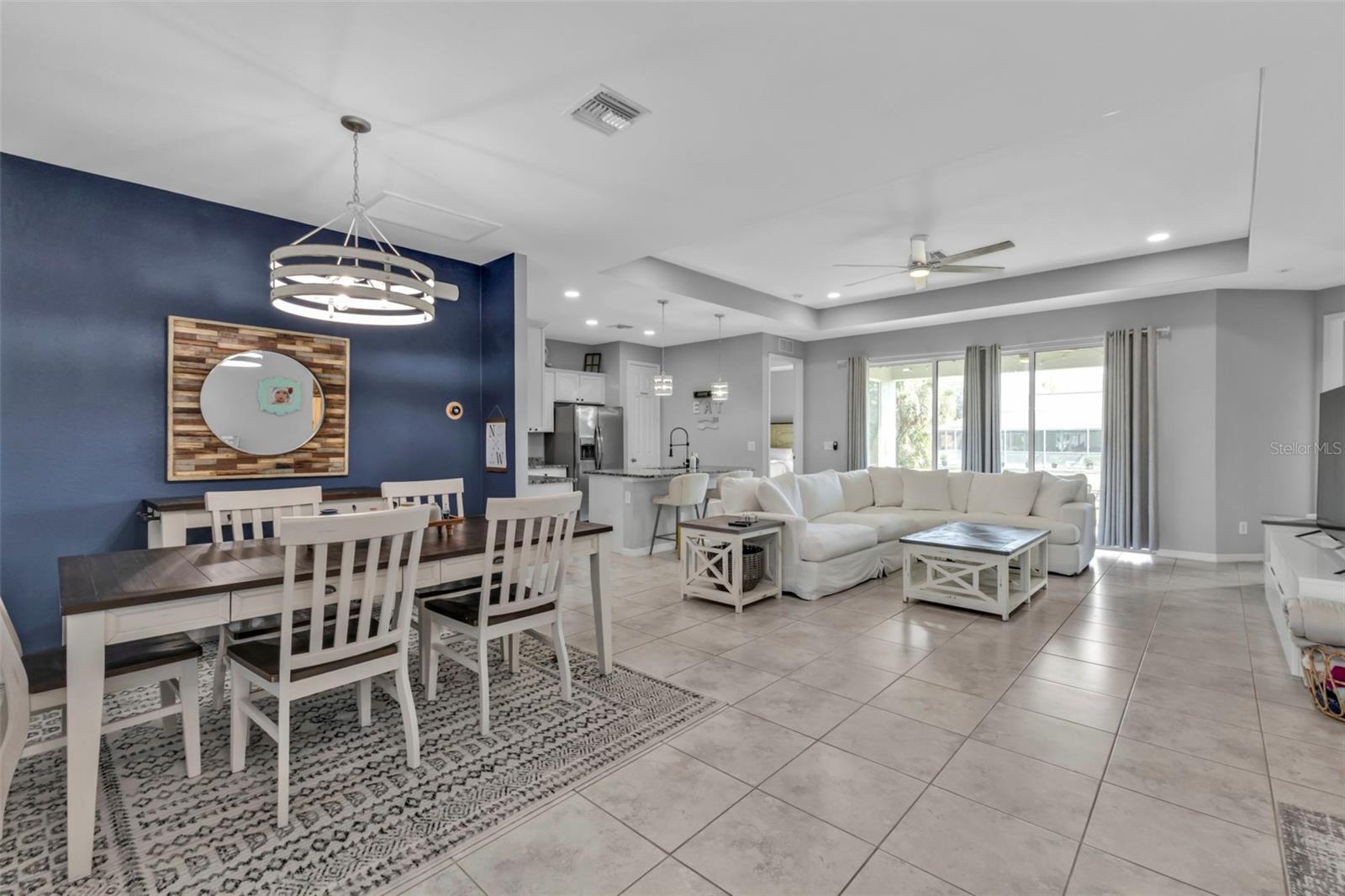 206 SANTAREM CIR, PUNTA GORDA, FL, 33983
