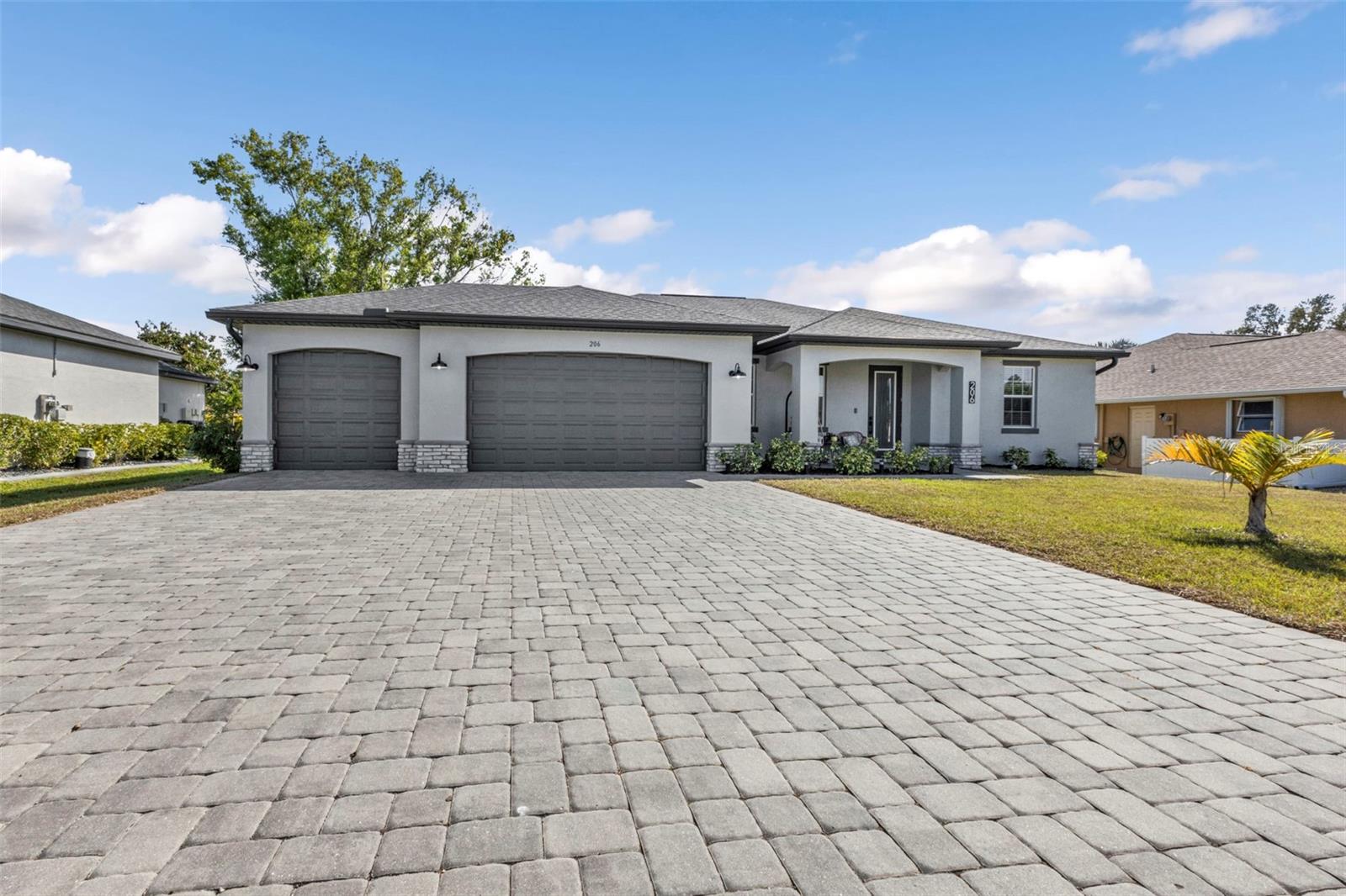 206 SANTAREM CIR, PUNTA GORDA, FL, 33983