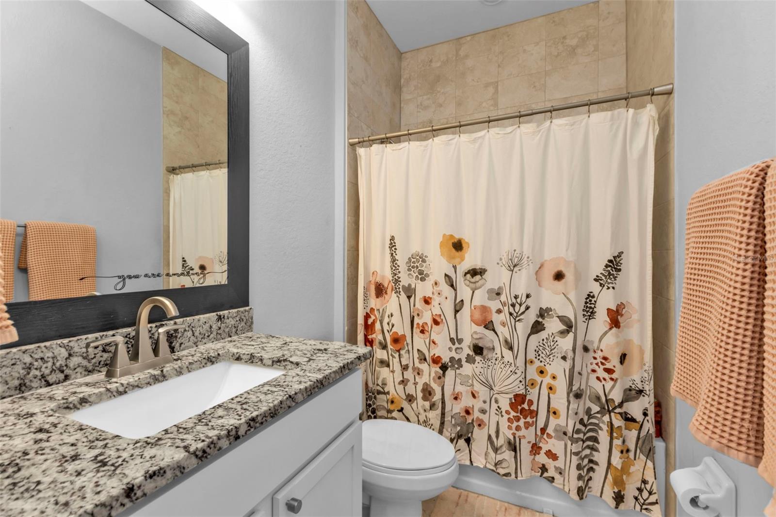 206 SANTAREM CIR, PUNTA GORDA, FL, 33983