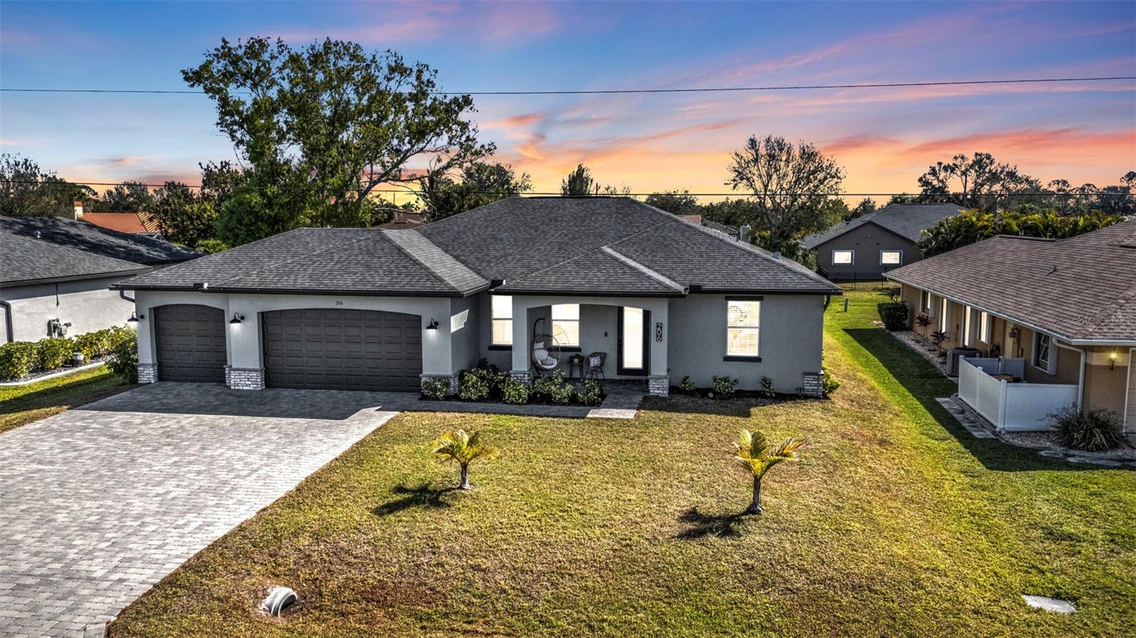 206 SANTAREM CIR, PUNTA GORDA, FL, 33983