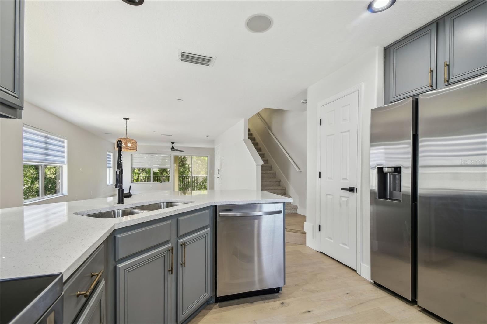 520 WHEATON TRENT PL, TAMPA, FL, 33619