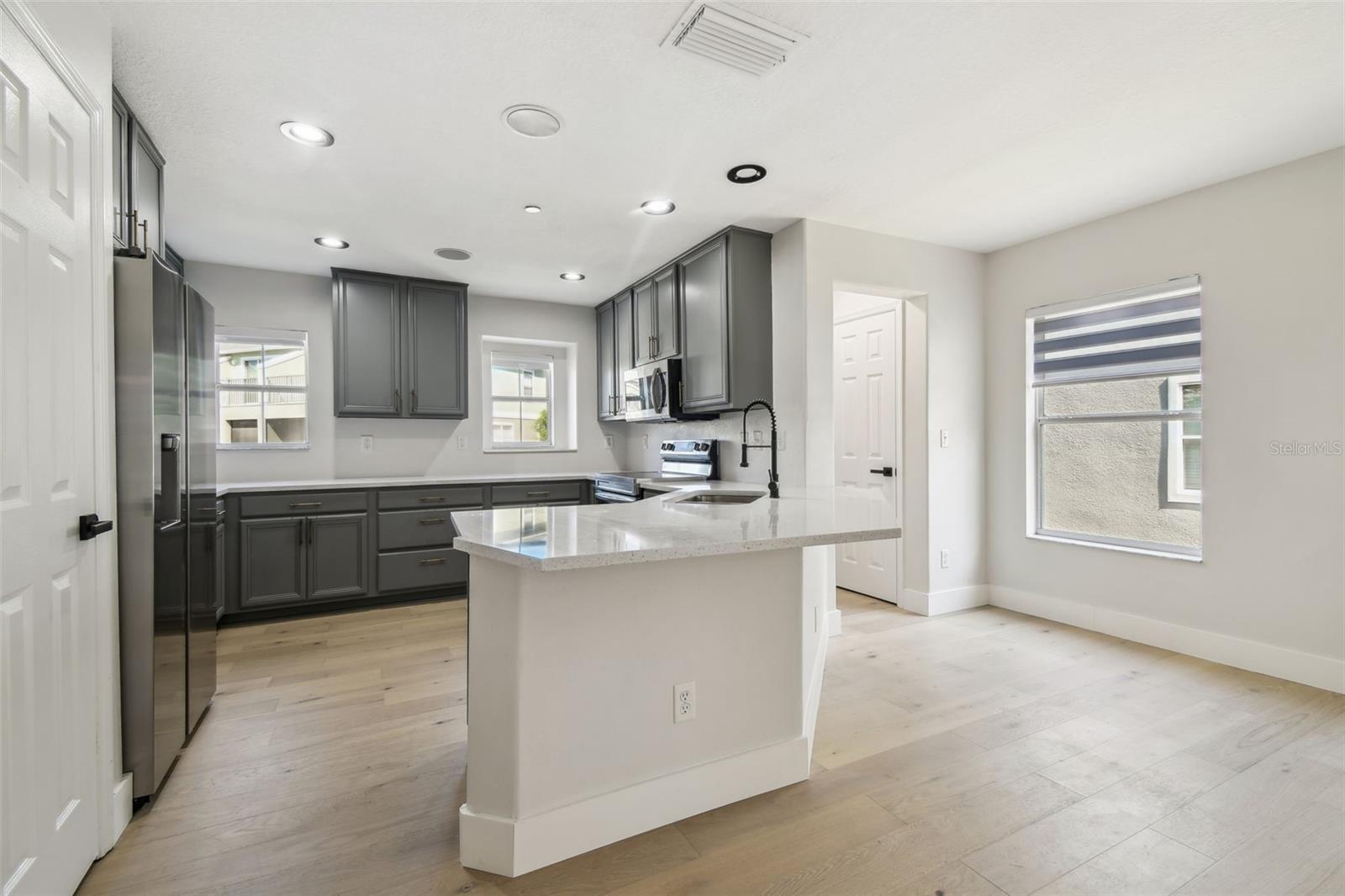 520 WHEATON TRENT PL, TAMPA, FL, 33619