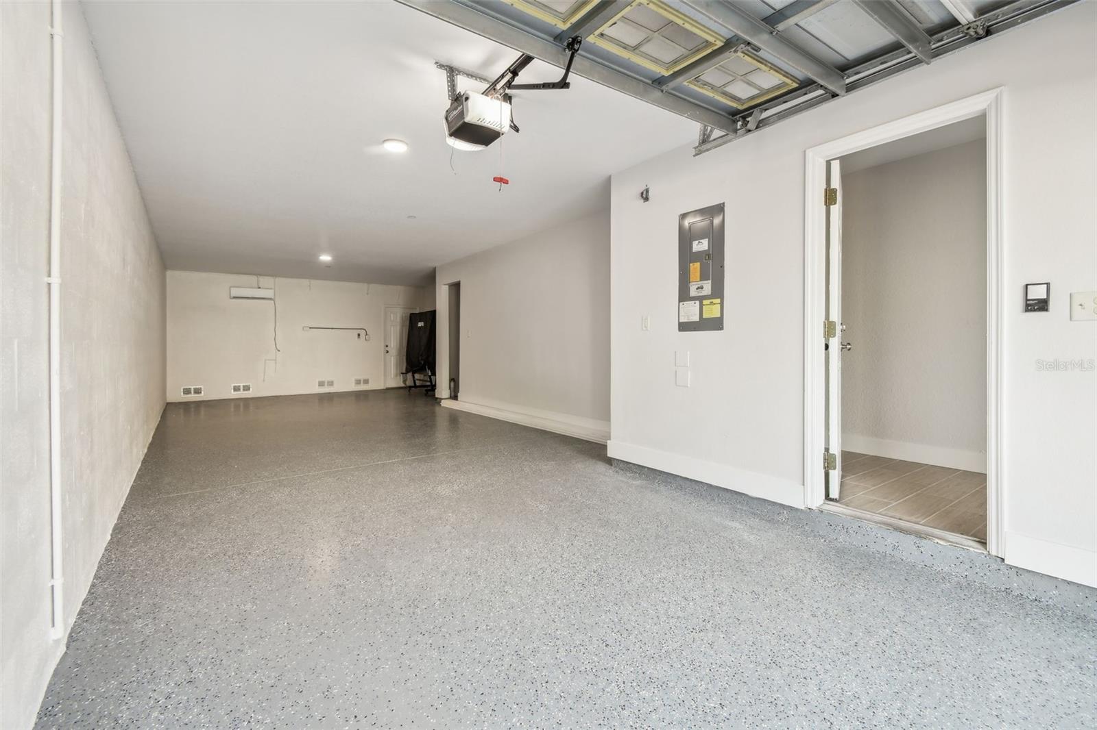 520 WHEATON TRENT PL, TAMPA, FL, 33619