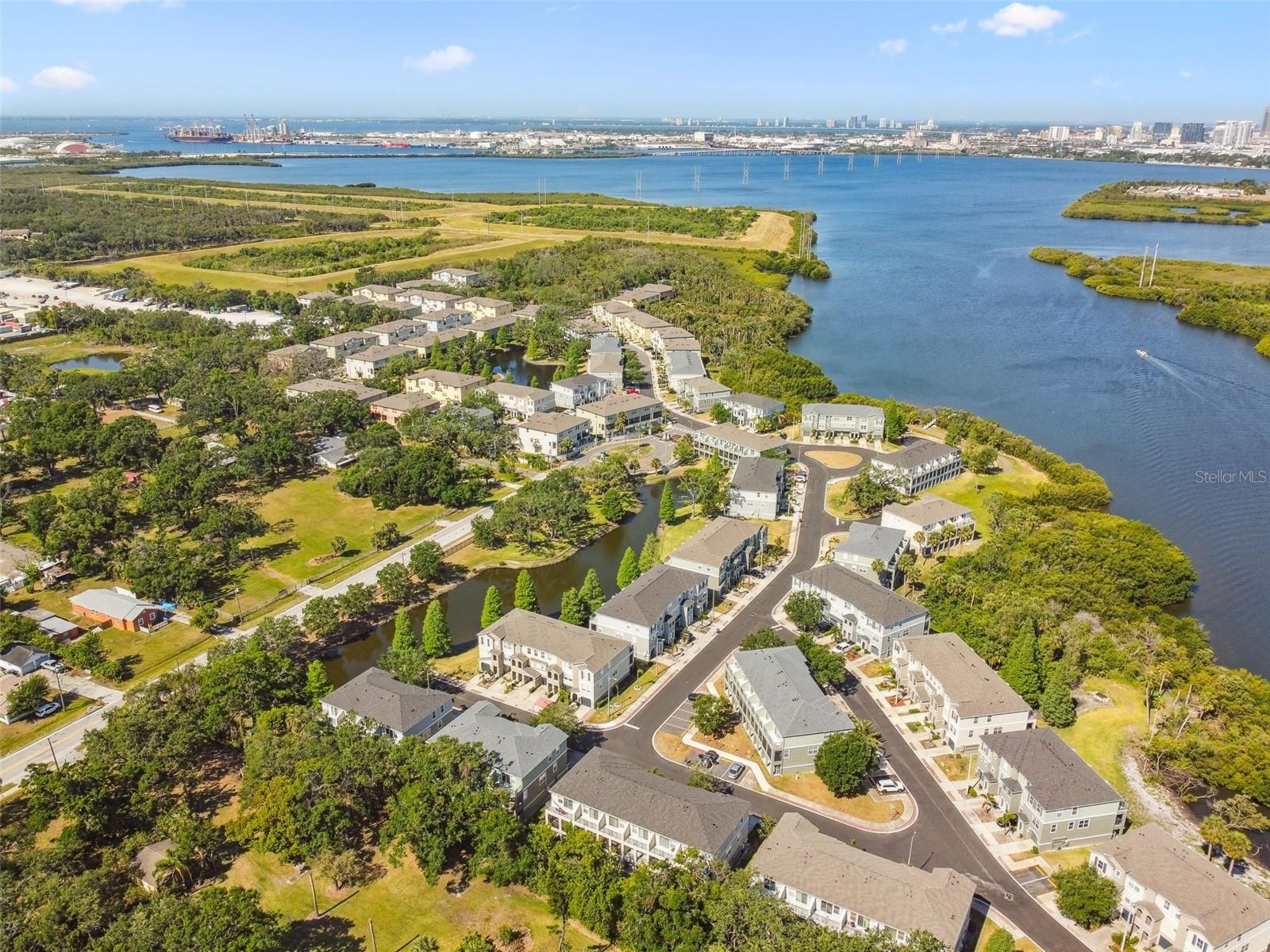 520 WHEATON TRENT PL, TAMPA, FL, 33619