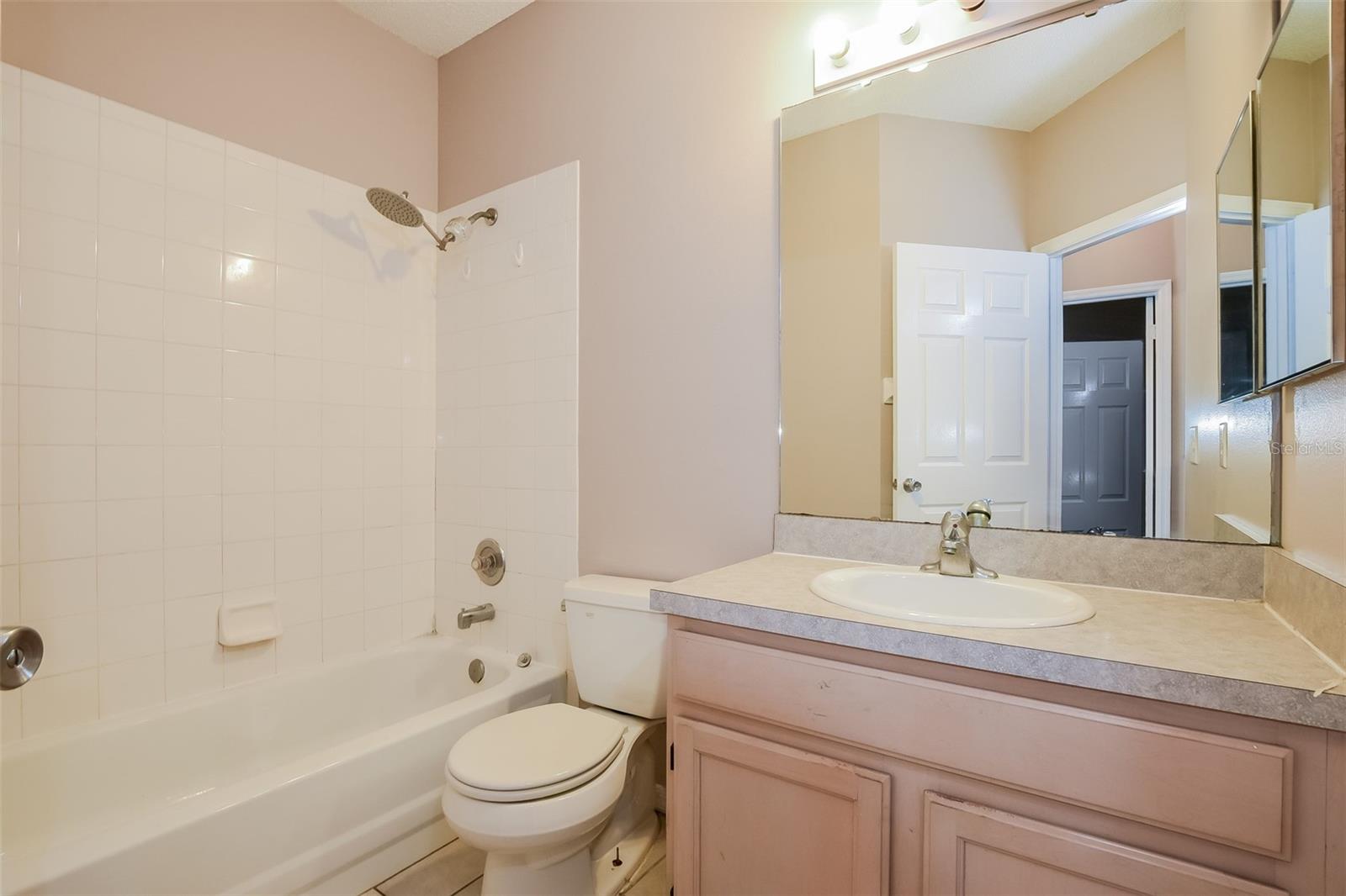 1019 ROYAL OAKS DR, APOPKA, FL, 32703