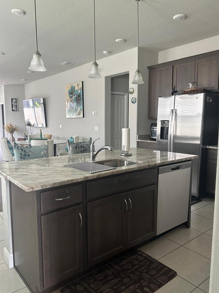 1556 N RIVER CIR, TARPON SPRINGS, FL, 34689