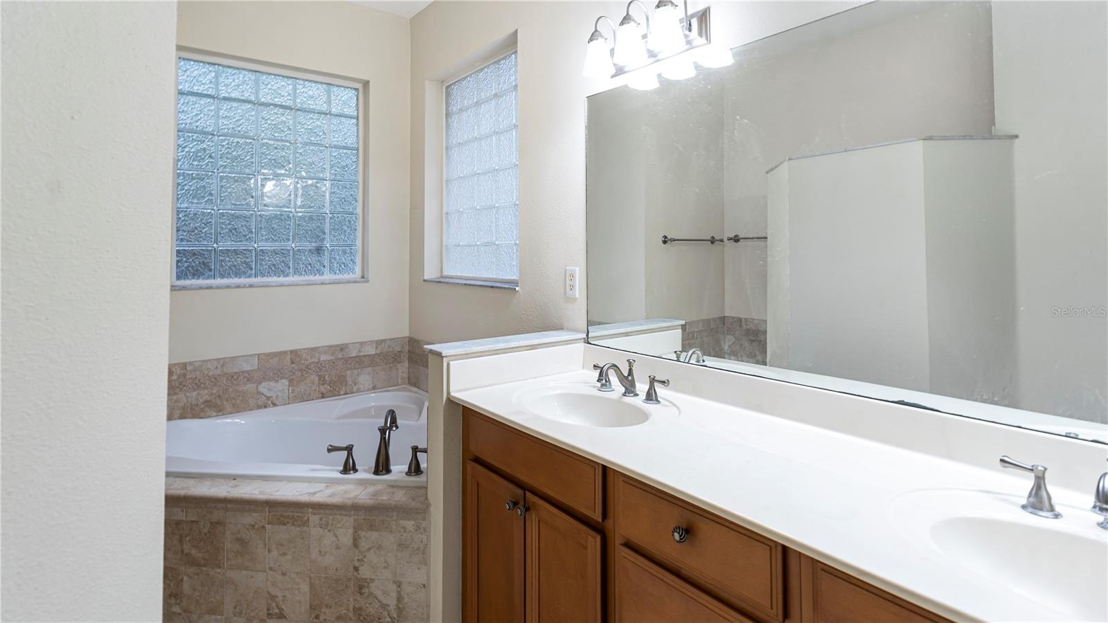 10221 SE 42ND TER, BELLEVIEW, FL, 34420