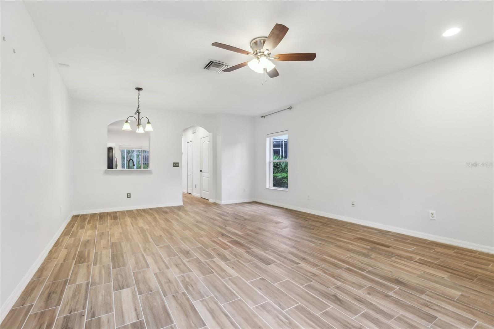15928 FISHHAWK VIEW DR, LITHIA, FL, 33547