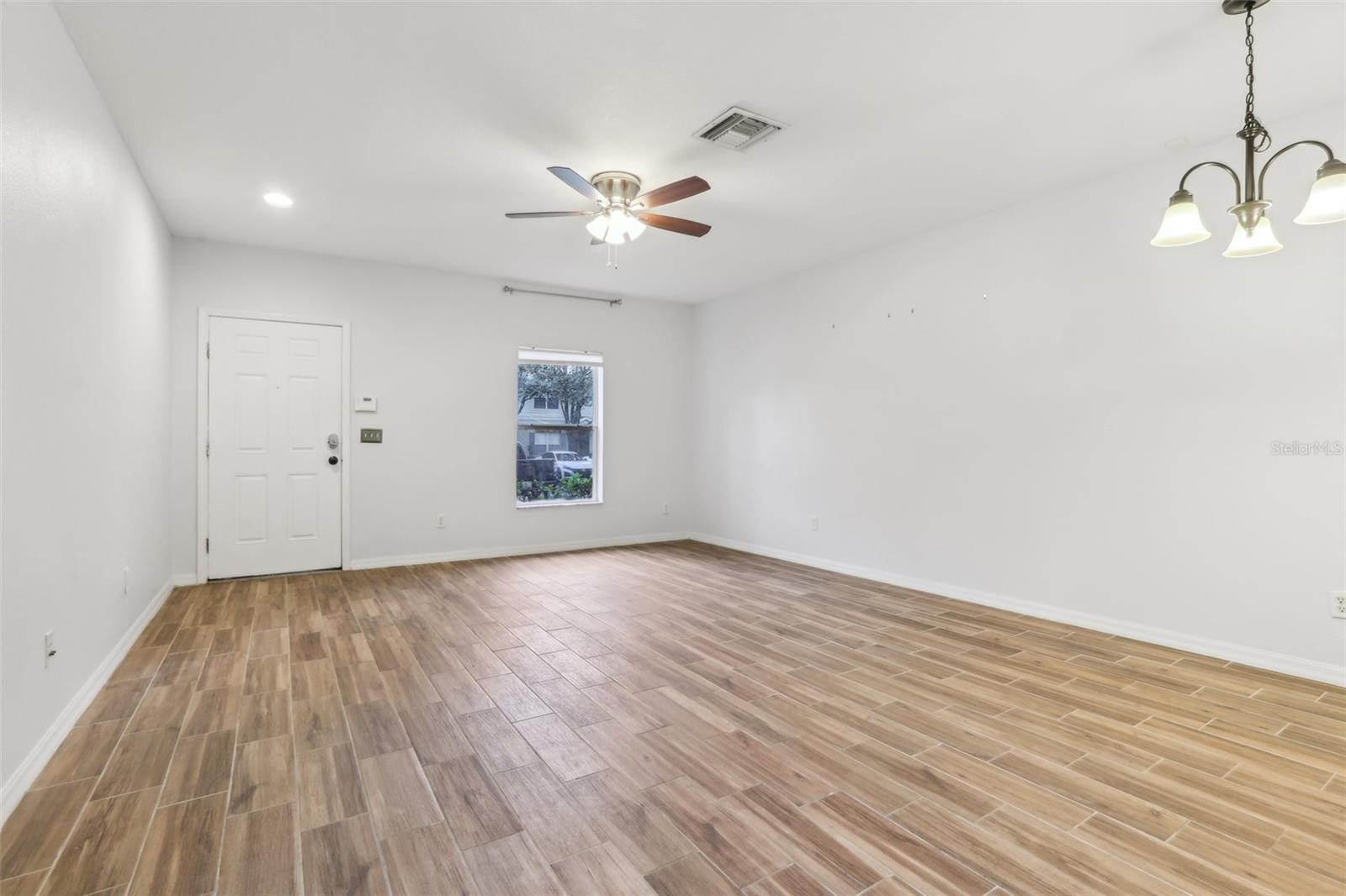 15928 FISHHAWK VIEW DR, LITHIA, FL, 33547