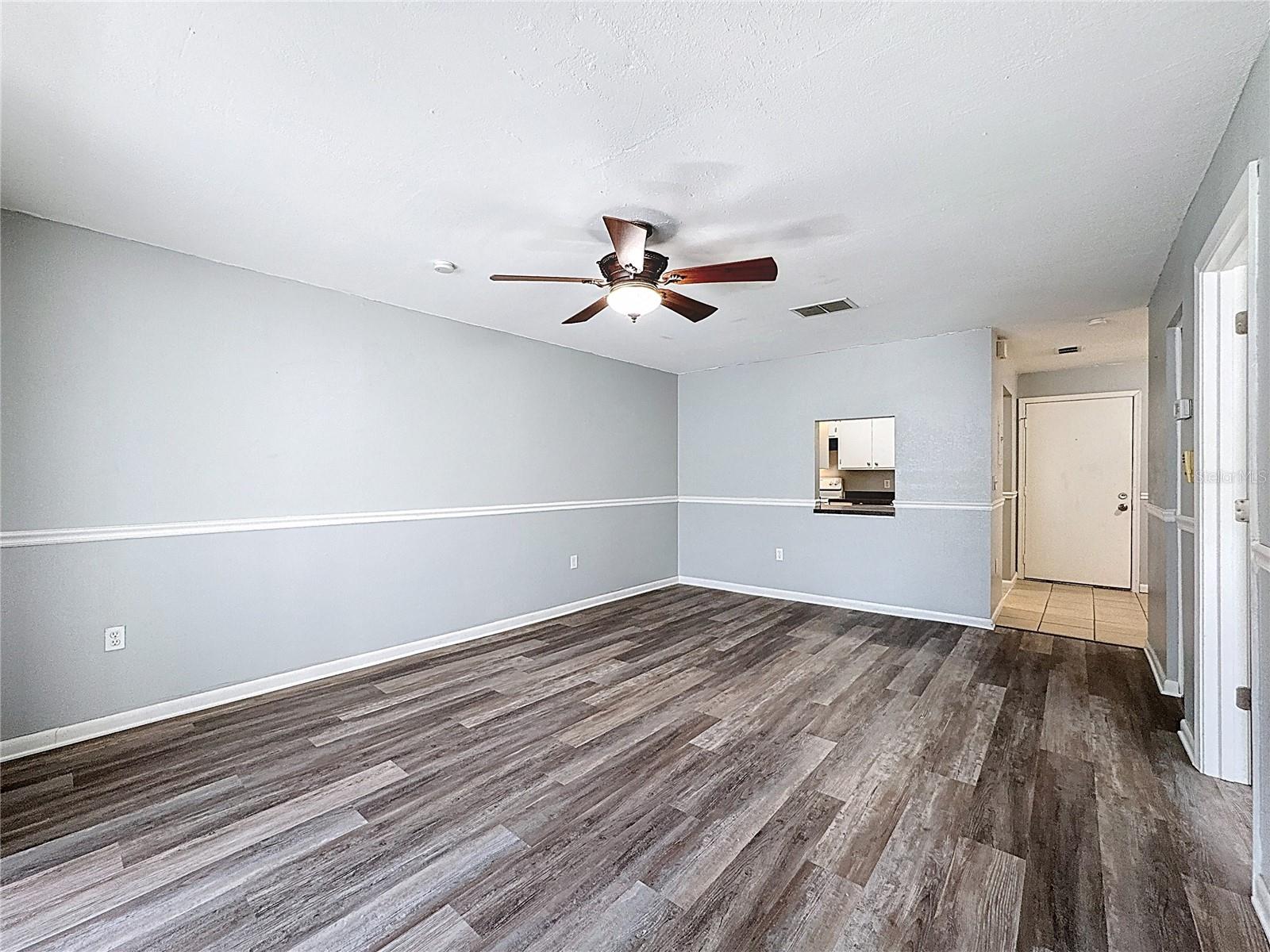 5509 FOUNTAIN LAKE CIR #C204, BRADENTON, FL, 34207