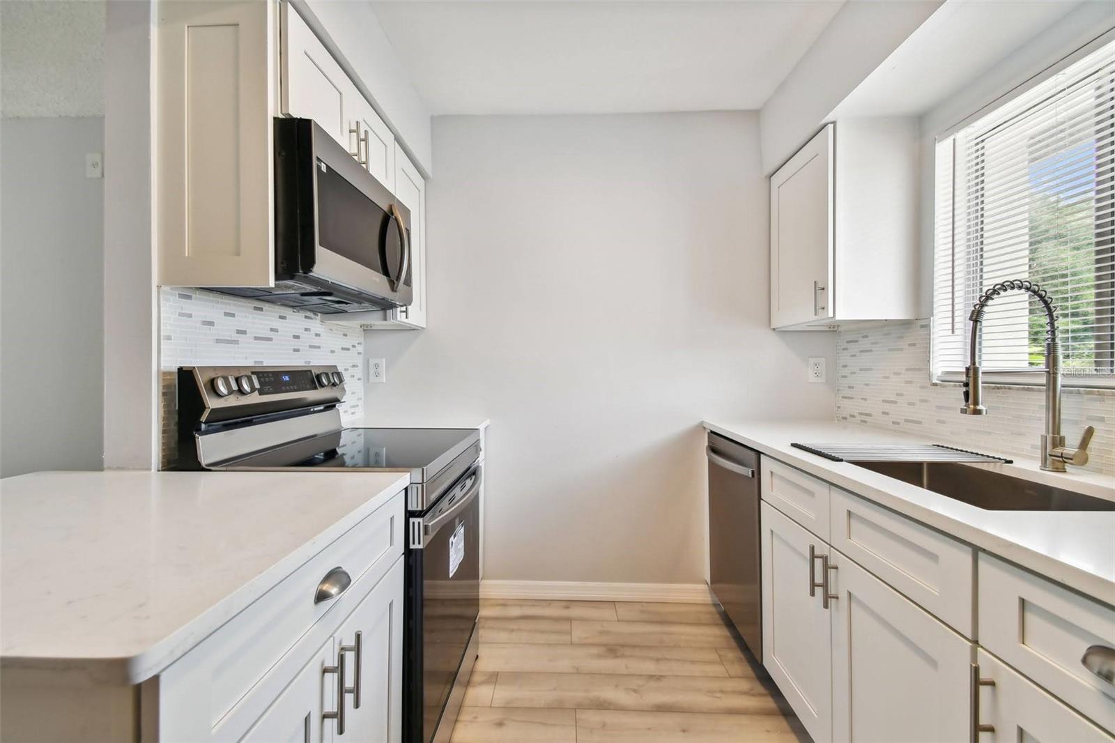 2717 HIDDEN LAKE BLVD #C, SARASOTA, FL, 34237