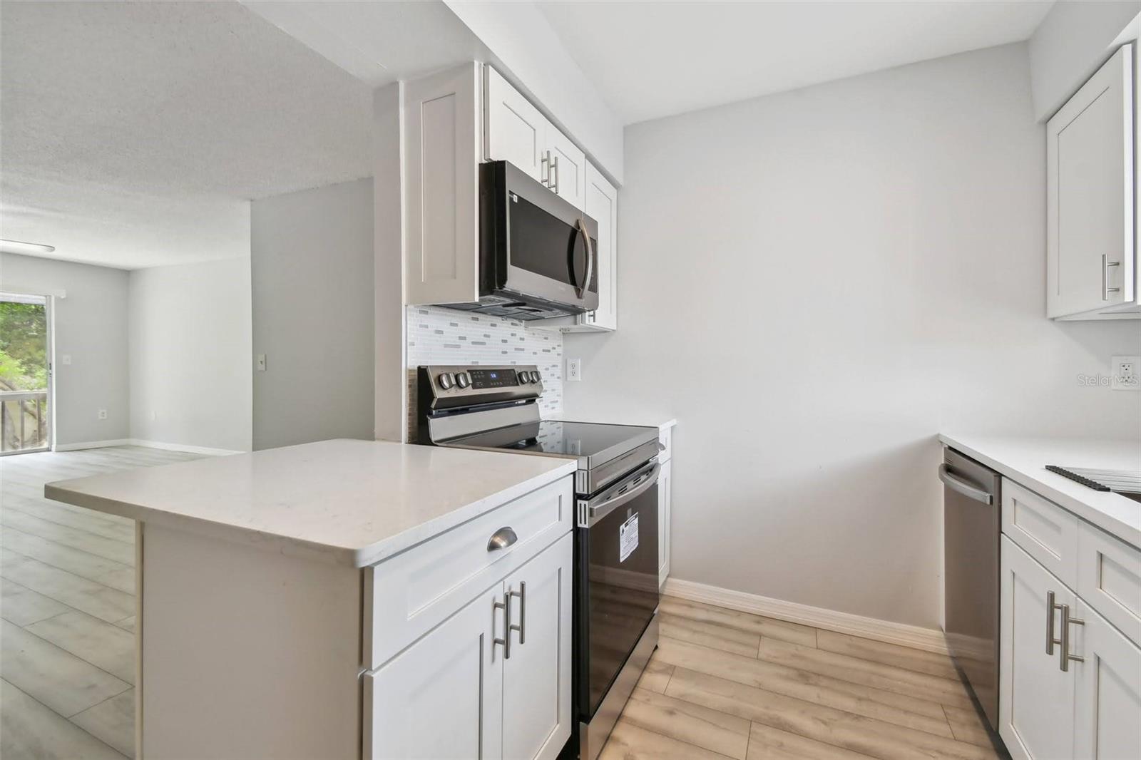 2717 HIDDEN LAKE BLVD #C, SARASOTA, FL, 34237