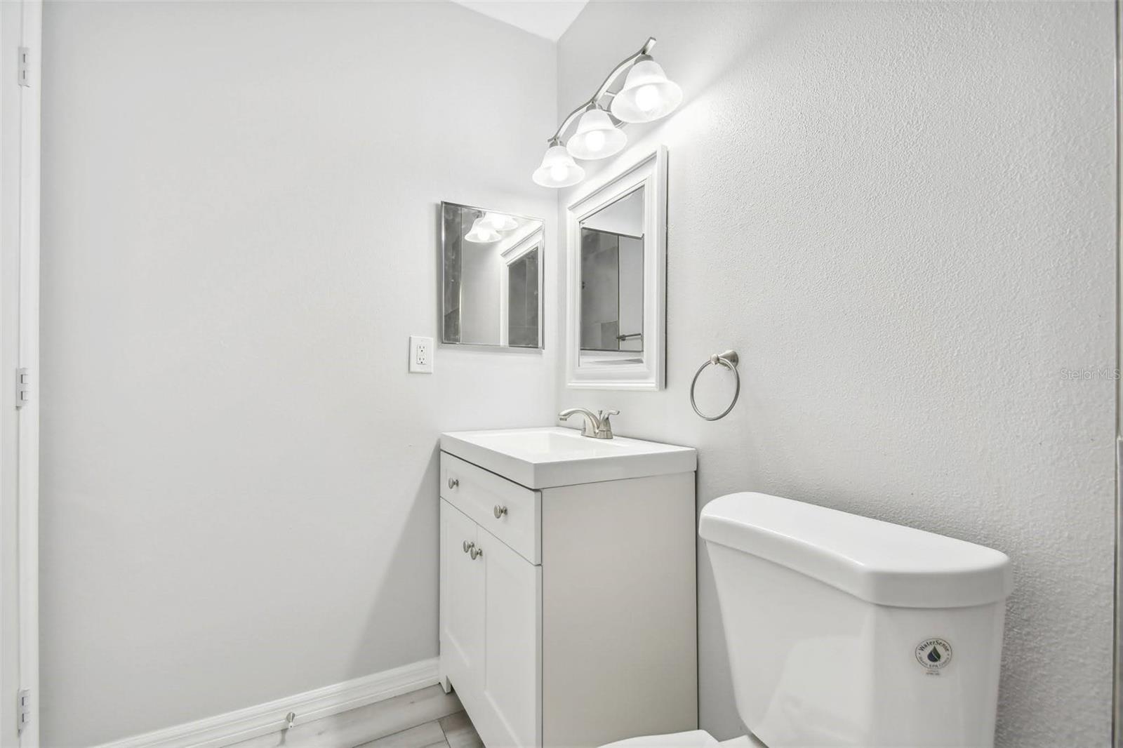 2717 HIDDEN LAKE BLVD #C, SARASOTA, FL, 34237