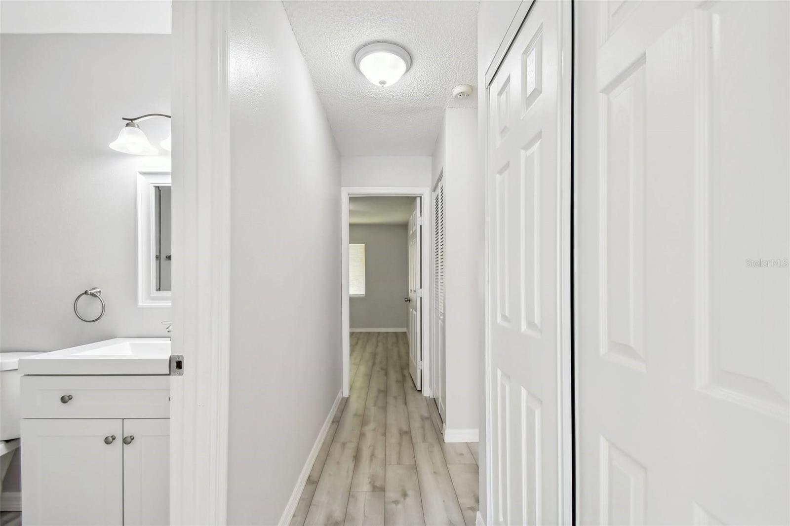 2717 HIDDEN LAKE BLVD #C, SARASOTA, FL, 34237