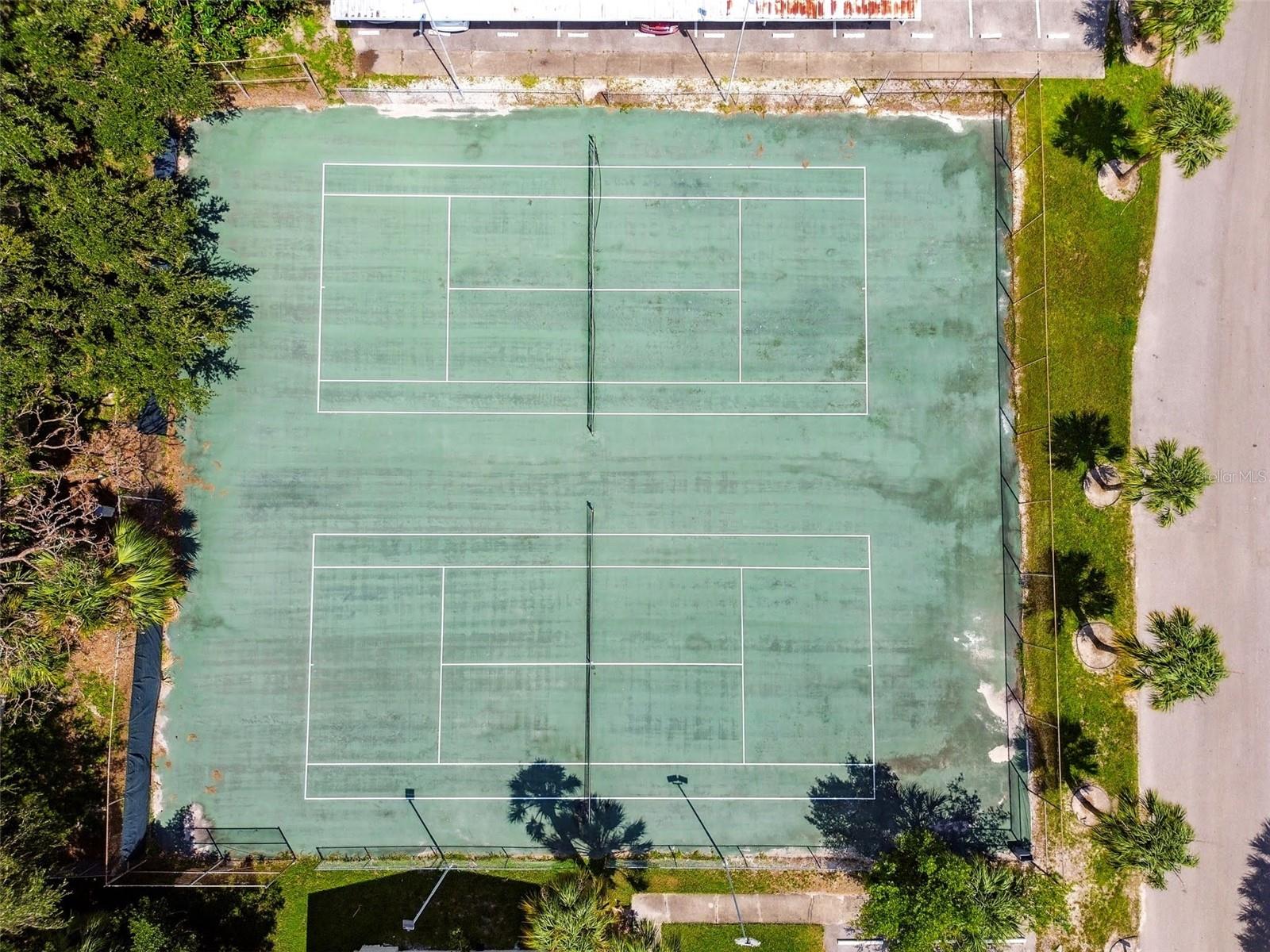 2717 HIDDEN LAKE BLVD #C, SARASOTA, FL, 34237