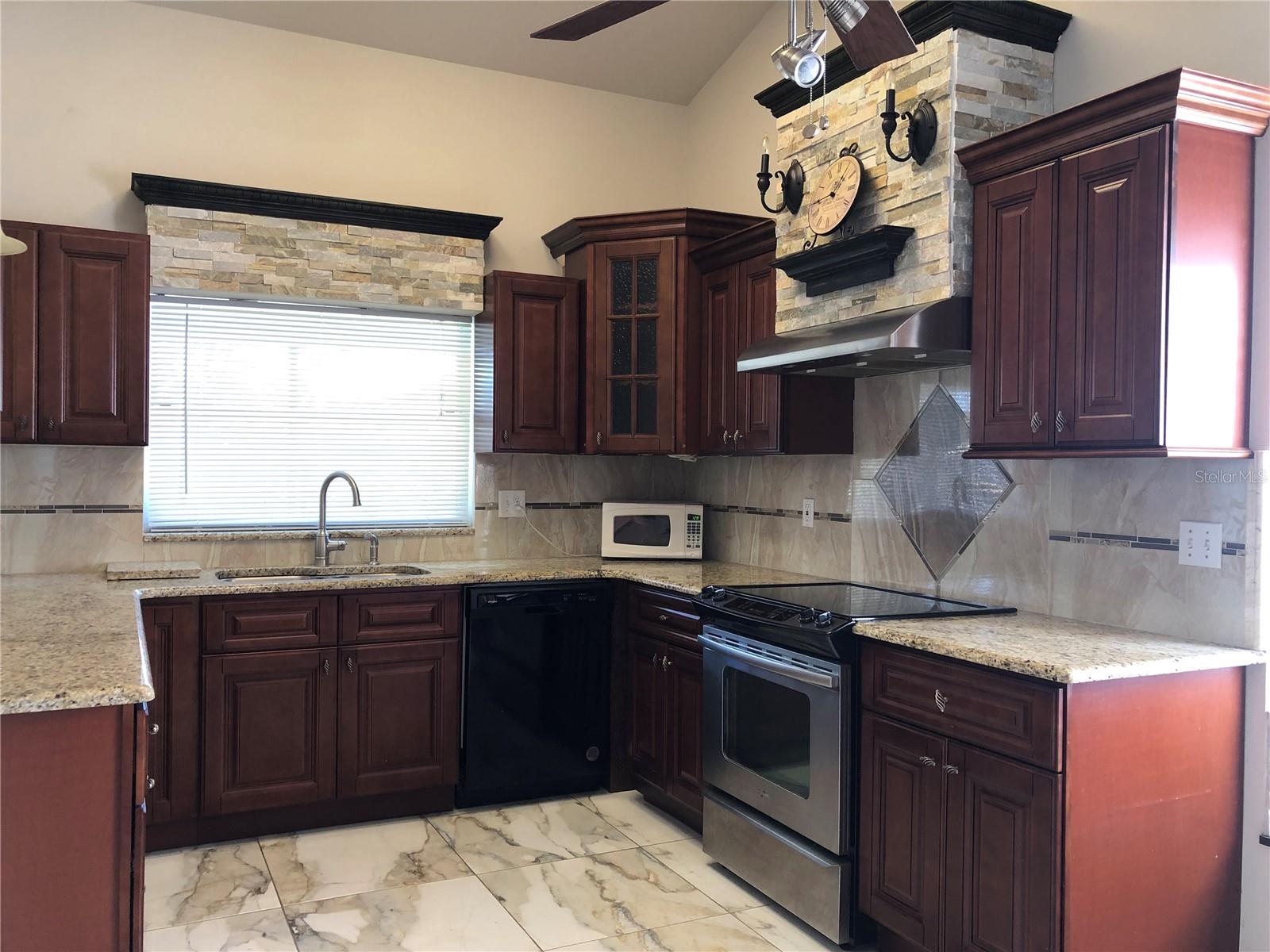 4835 MILL RUN DR, NEW PORT RICHEY, FL, 34653