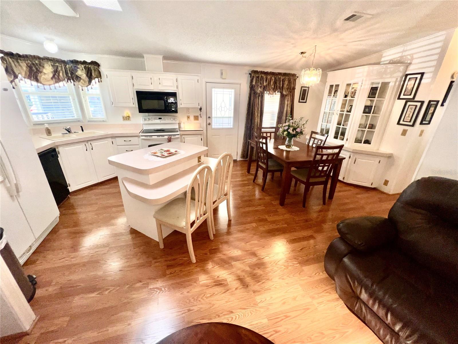 262 PINE LOOP, FROSTPROOF, FL, 33843