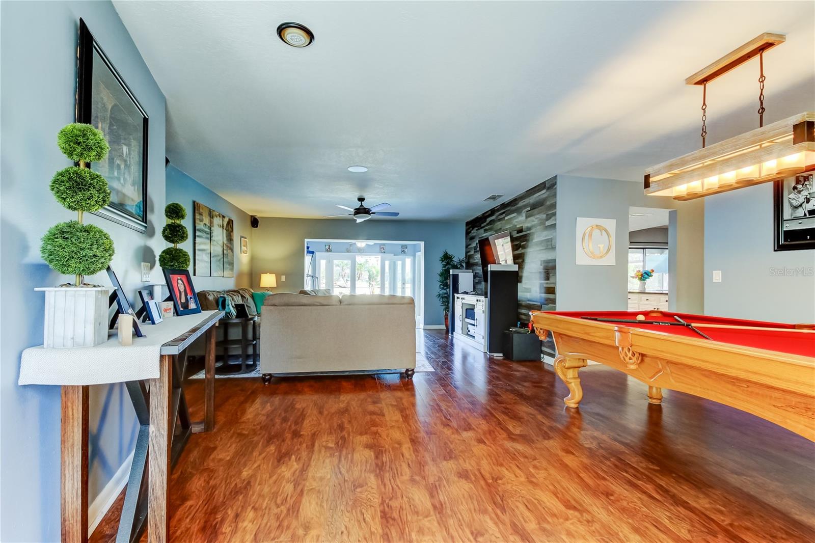 4617 CLOVERLAWN DR, TAMPA, FL, 33624
