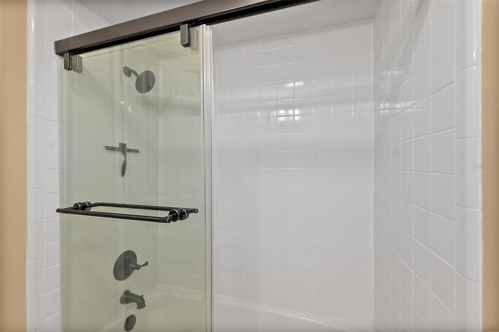 8 CORNING CT, PALM COAST, FL, 32137