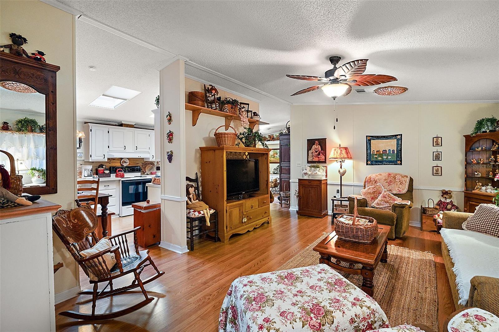 313 WESTWOOD DR, LEESBURG, FL, 34748