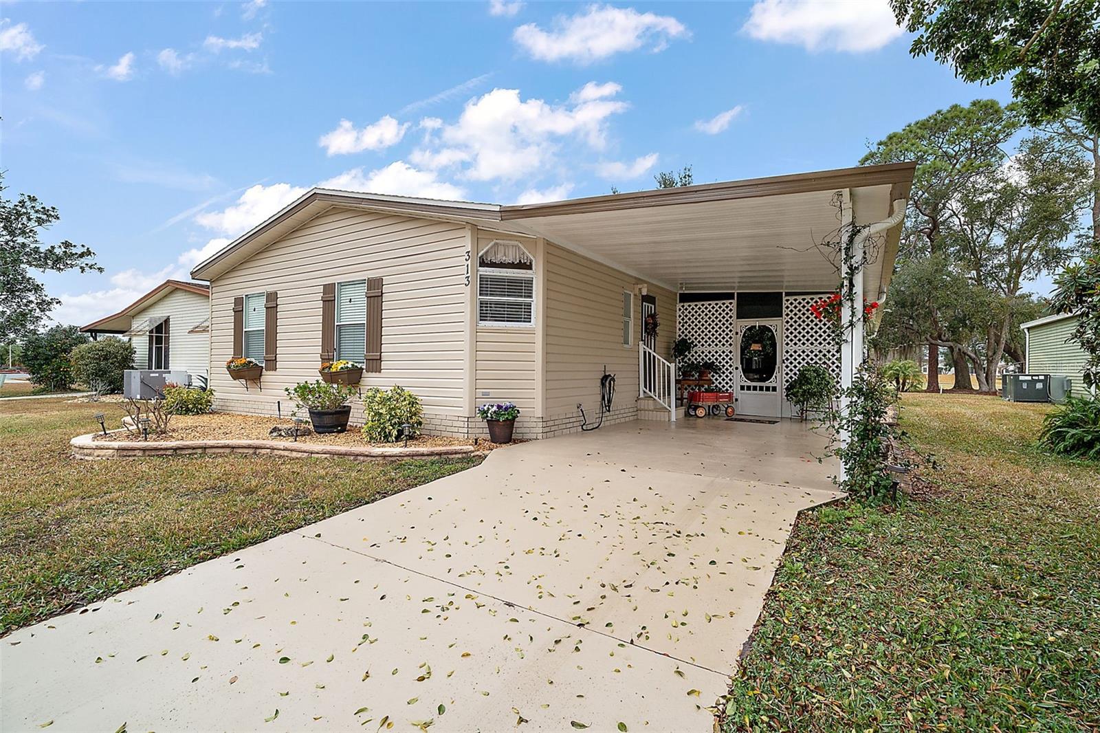 313 WESTWOOD DR, LEESBURG, FL, 34748