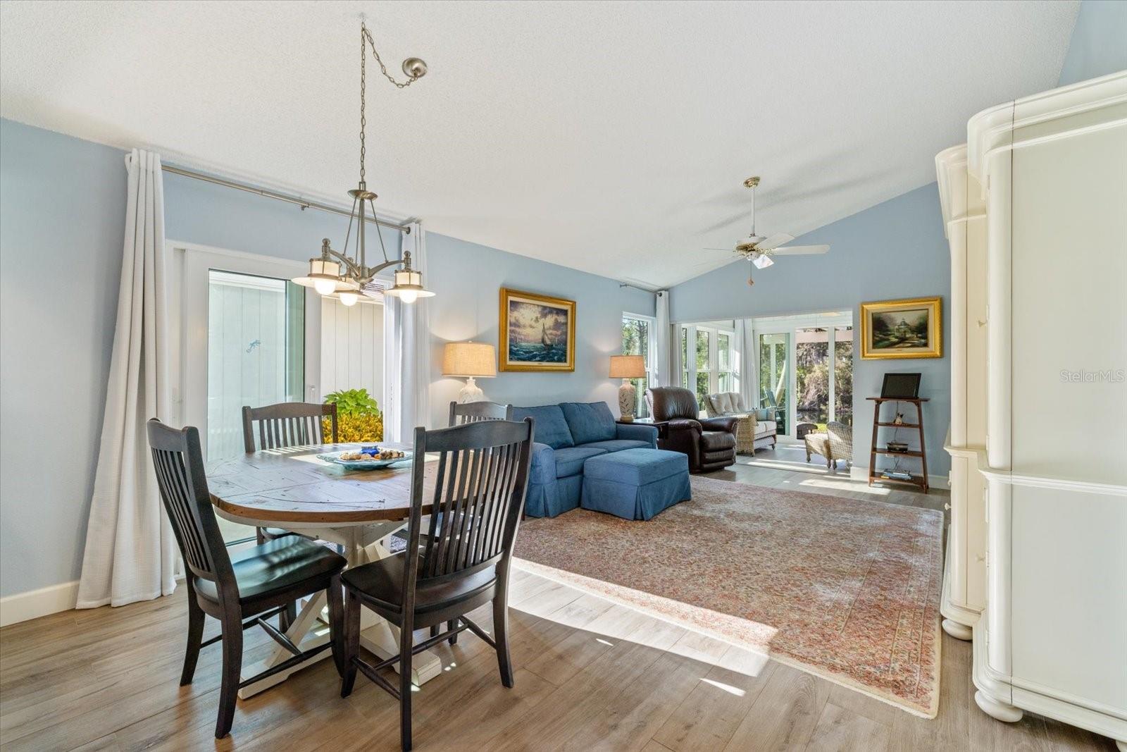 832 SAINTCLAIR CIR #832, VENICE, FL, 34285