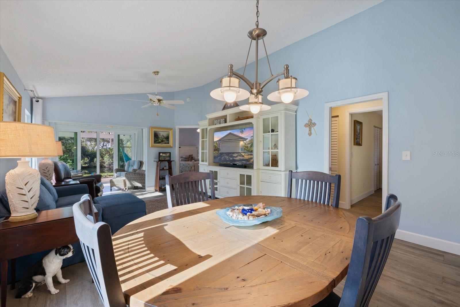 832 SAINTCLAIR CIR #832, VENICE, FL, 34285