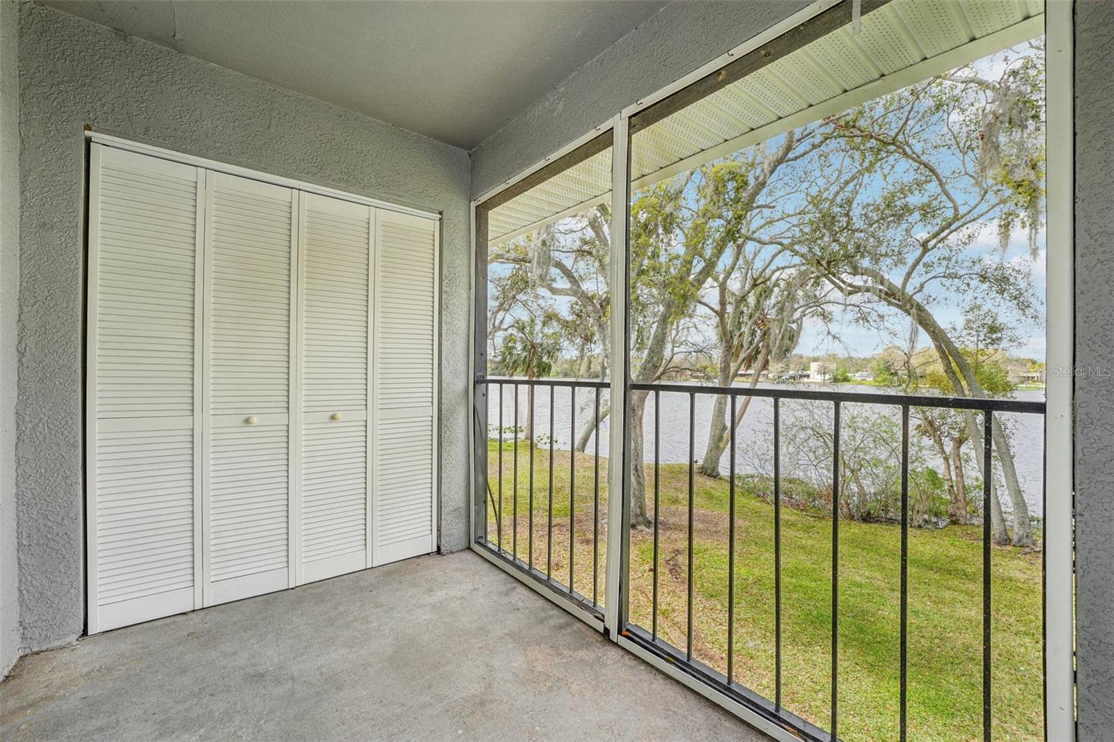 7224 E BANK DR #206, TAMPA, FL, 33617