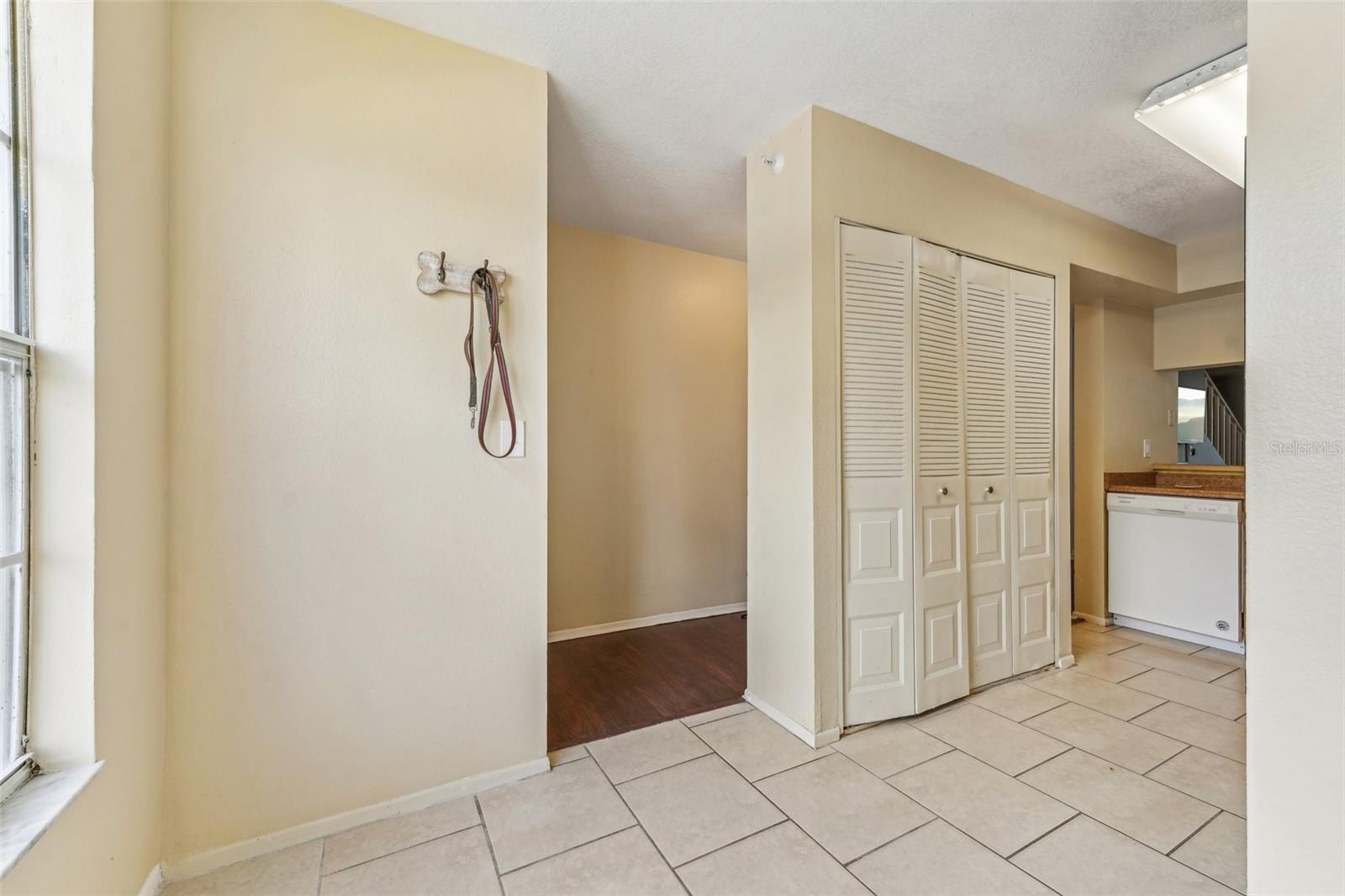 7224 E BANK DR #206, TAMPA, FL, 33617