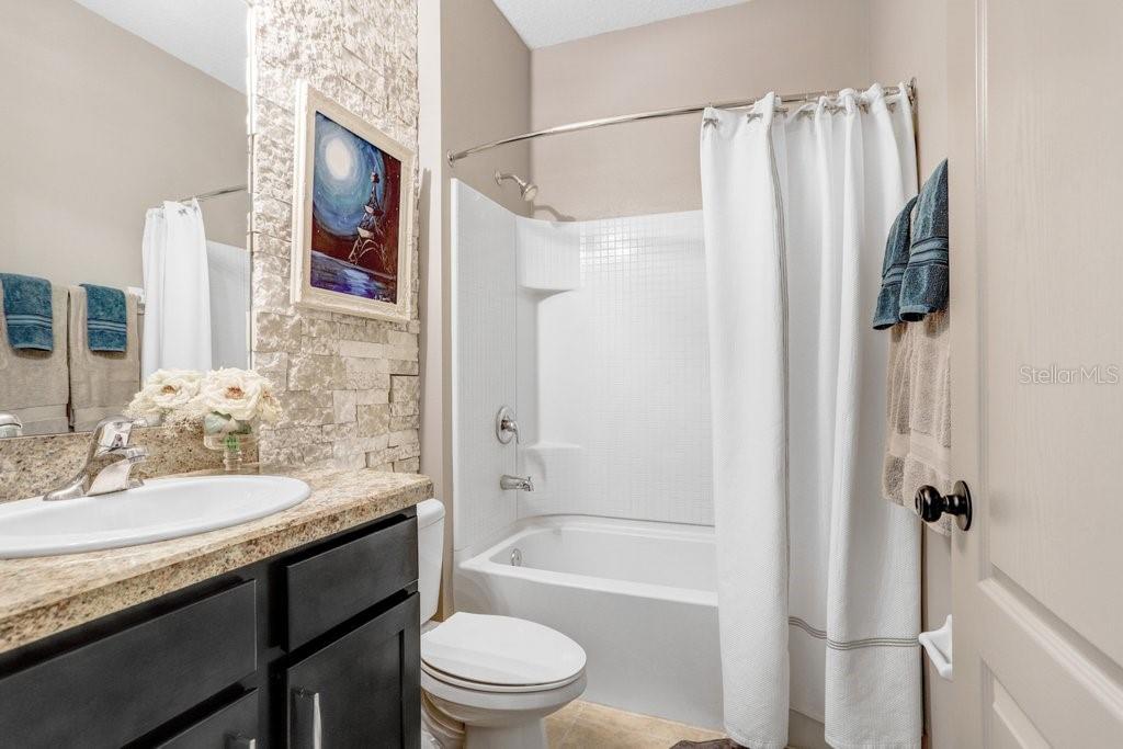1136 LAUREN MANOR LOOP, RUSKIN, FL, 33570