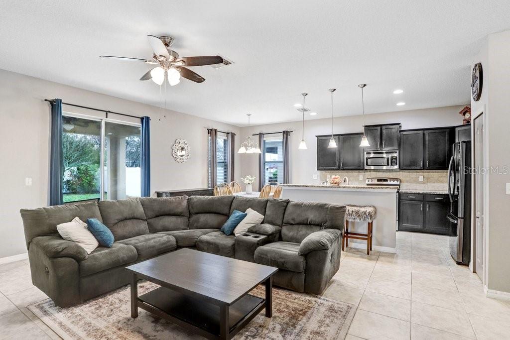 1136 LAUREN MANOR LOOP, RUSKIN, FL, 33570