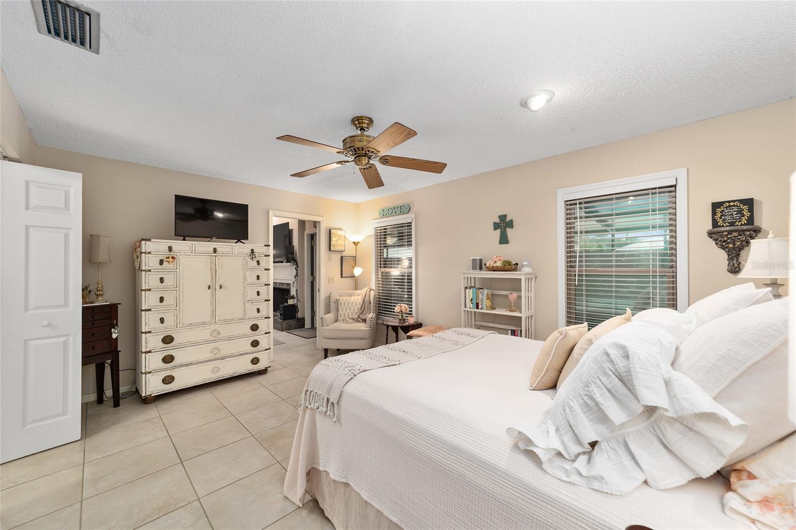 1947 SE 37TH COURT CIR, OCALA, FL, 34471