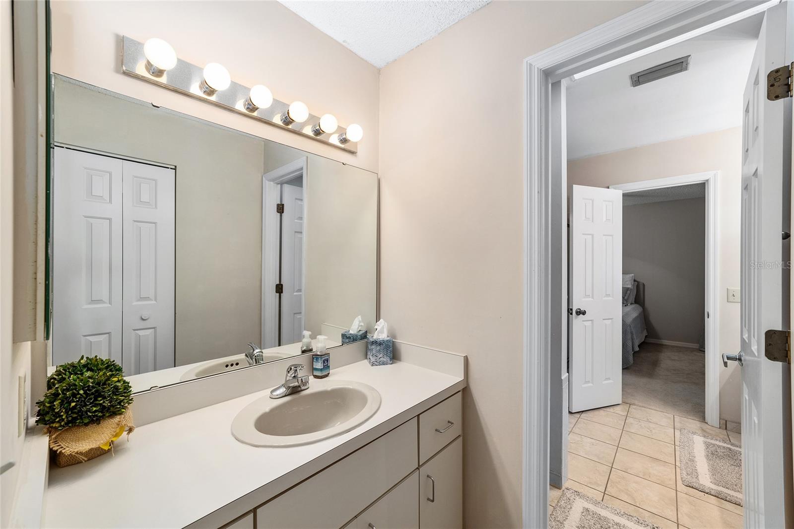 1947 SE 37TH COURT CIR, OCALA, FL, 34471