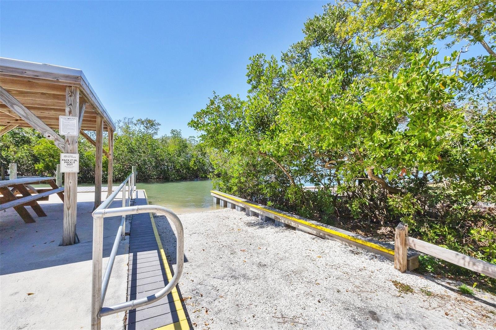 1708 WHARF RD, SARASOTA, FL, 34231