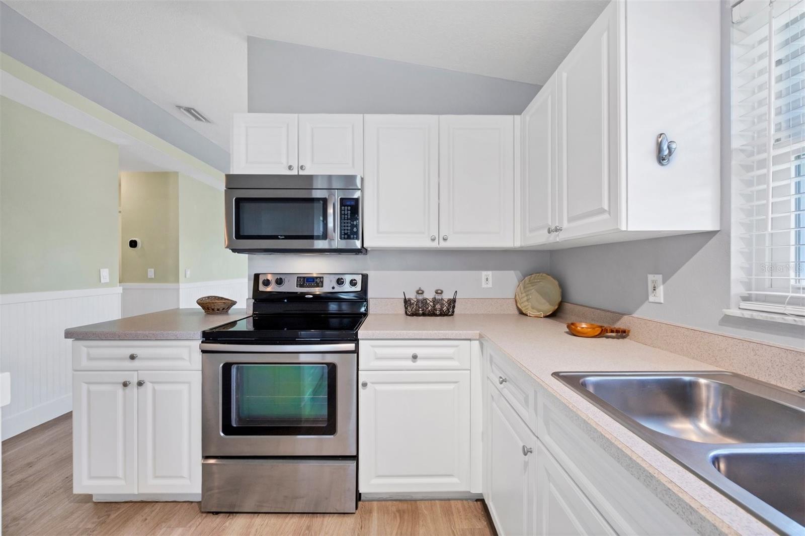 1708 WHARF RD, SARASOTA, FL, 34231