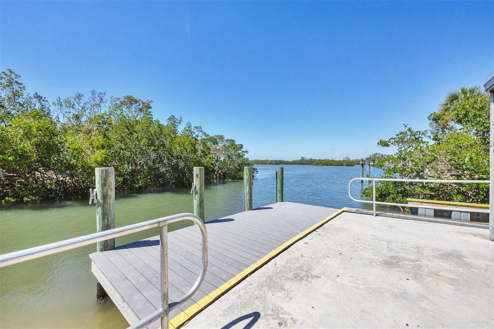 1708 WHARF RD, SARASOTA, FL, 34231