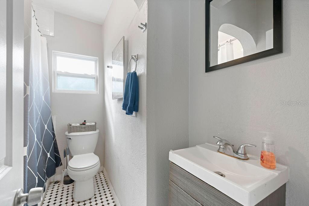 3030 5TH AVE N, ST PETERSBURG, FL, 33713