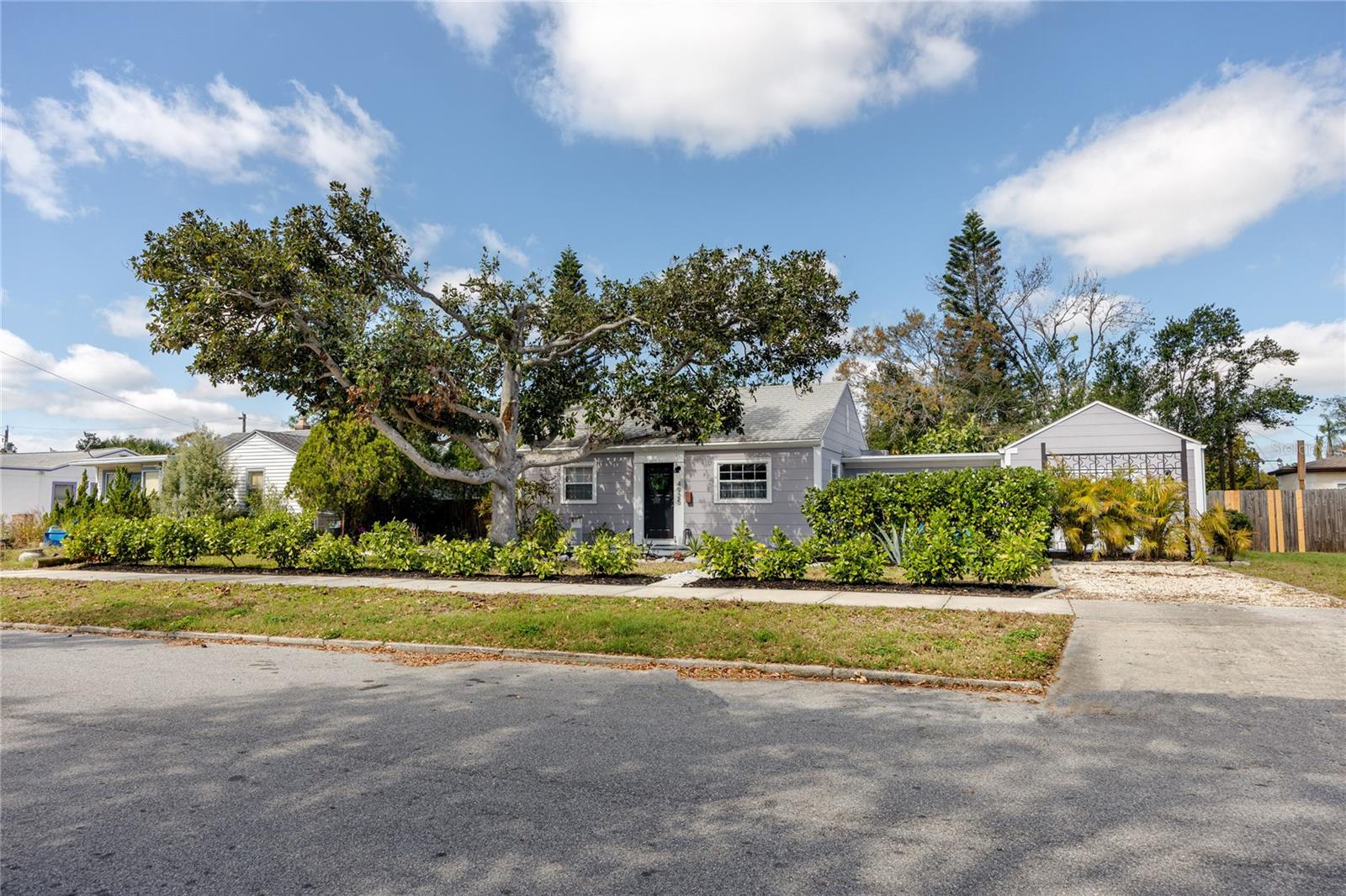 4925 16TH AVE N, ST PETERSBURG, FL, 33710