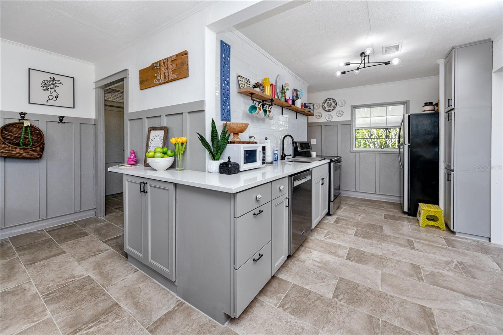 4925 16TH AVE N, ST PETERSBURG, FL, 33710