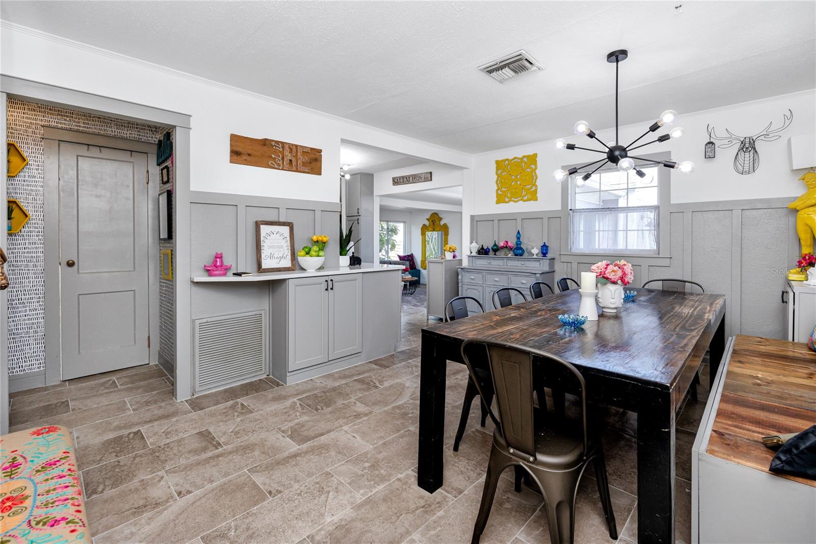 4925 16TH AVE N, ST PETERSBURG, FL, 33710