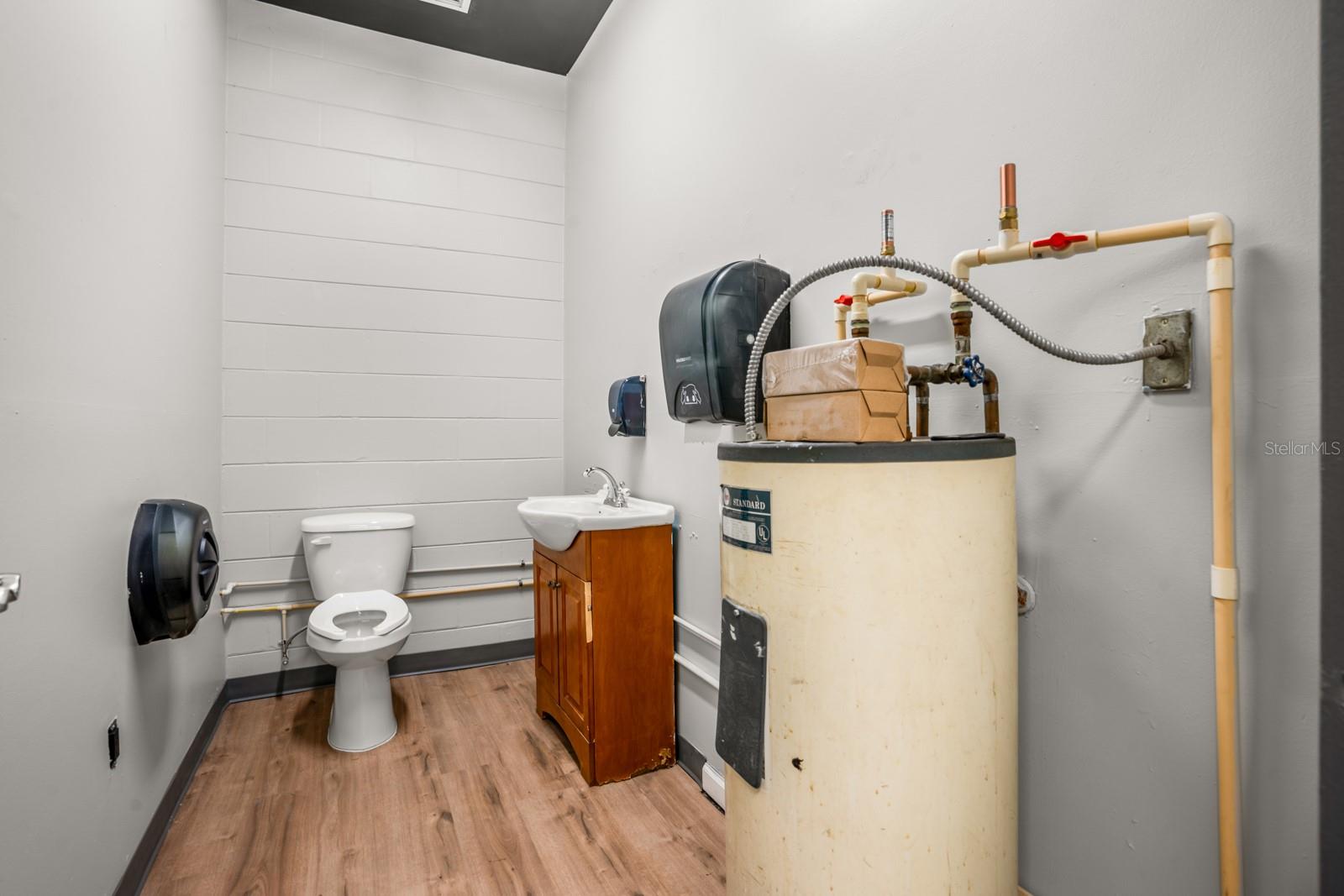 8602 TARPON SPRINGS RD, ODESSA, FL, 33556