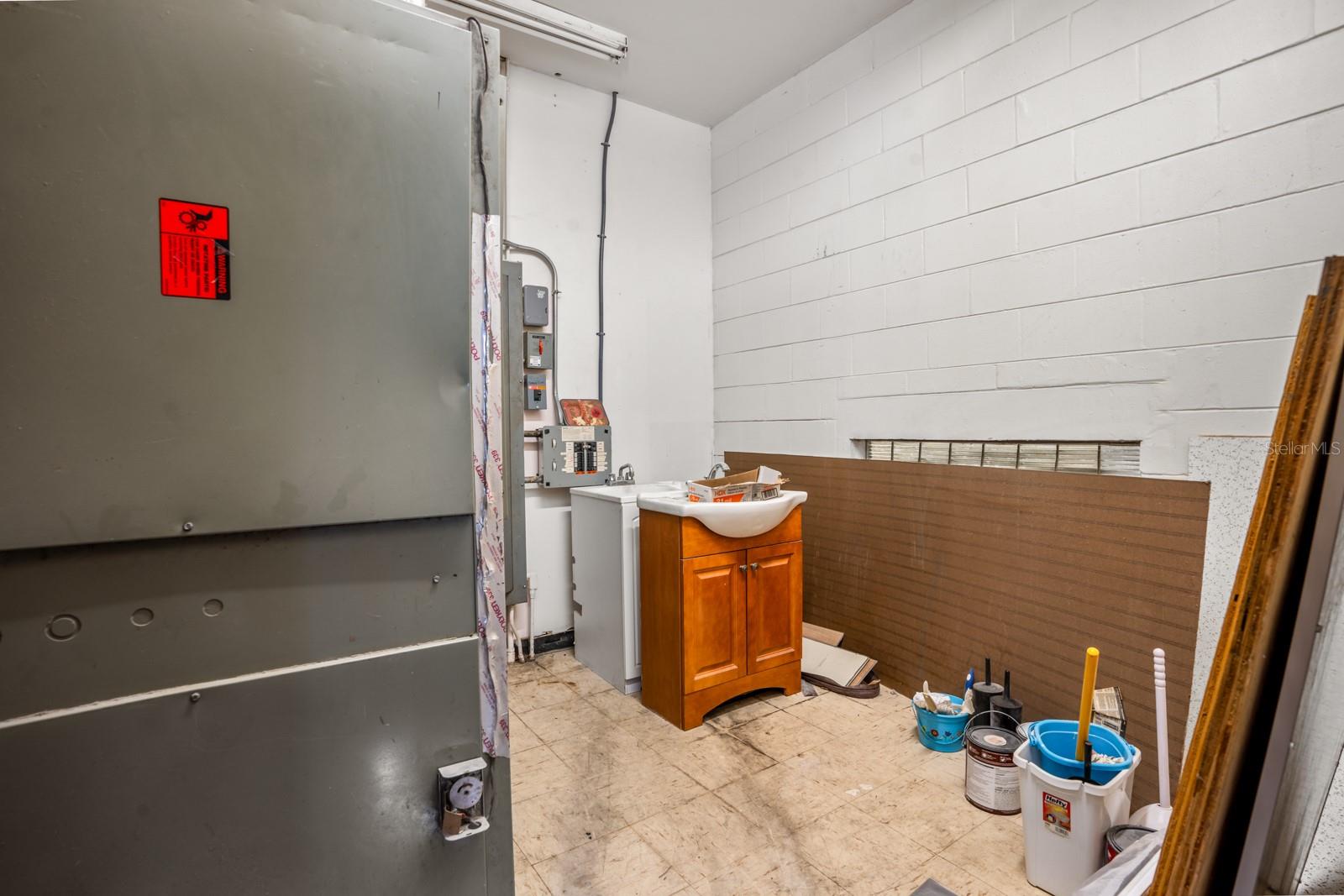 8602 TARPON SPRINGS RD, ODESSA, FL, 33556