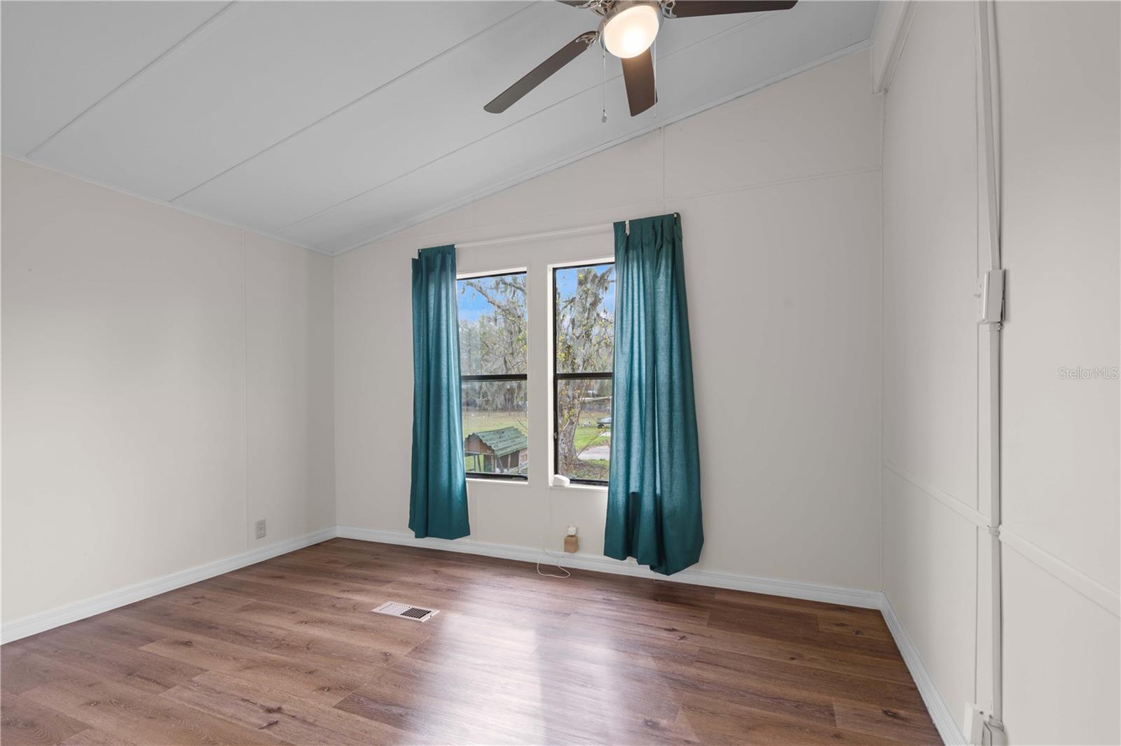 33518 MANDRAKE RD, ZEPHYRHILLS, FL, 33543