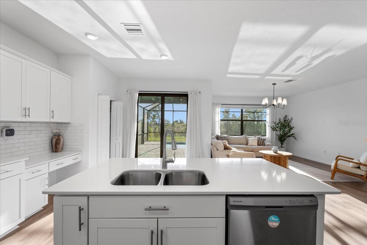 17449 LUMINOUS AVE, VENICE, FL, 34293