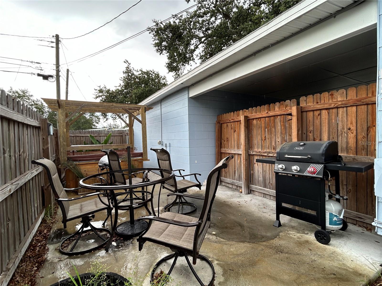 701 50TH AVE N, ST PETERSBURG, FL, 33703