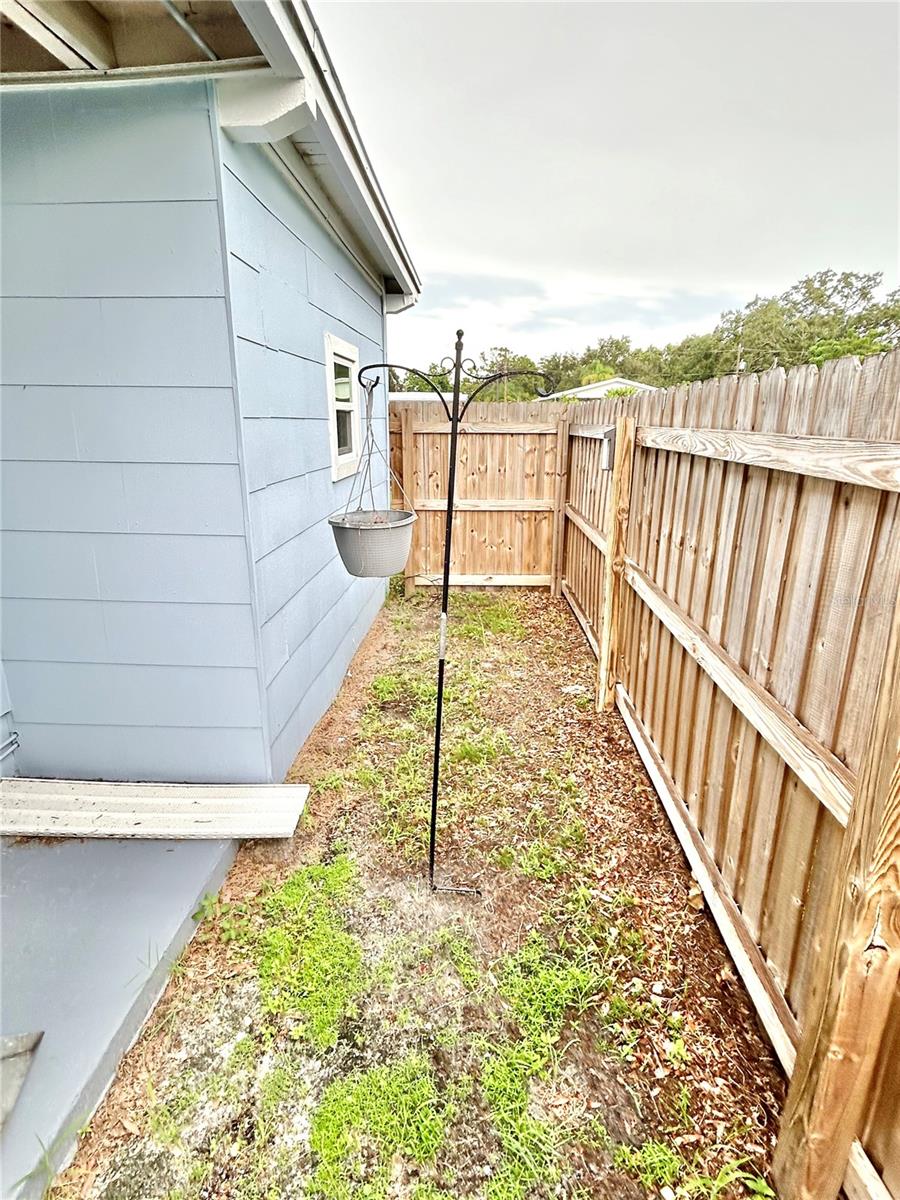 701 50TH AVE N, ST PETERSBURG, FL, 33703